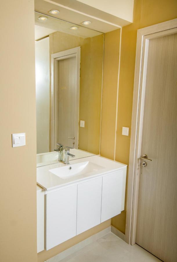 איה נאפה Marisa Napa Suites מראה חיצוני תמונה
