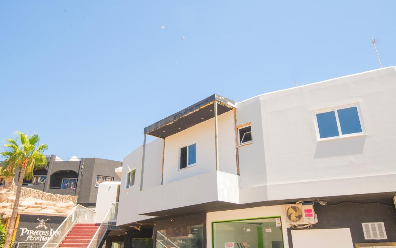 איה נאפה Marisa Napa Suites מראה חיצוני תמונה